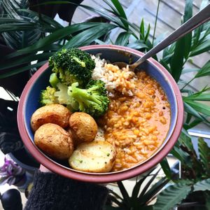 Dahl w/ roast potatoes & veg (takeaway) at The 8th Day in Manchester