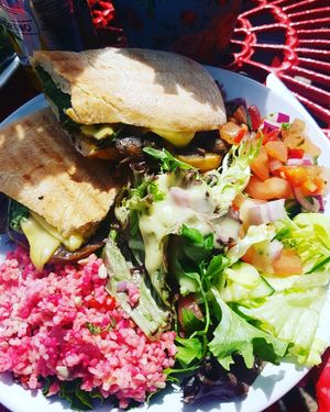 The Fun Guy with vegan cheese ❤ at The Zoo in Hull