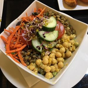 Salad at The Whale Tail Cafe in Lancaster