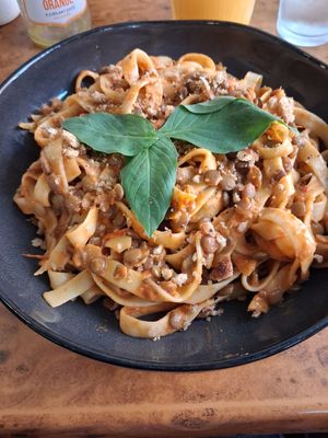 Harissa & lentil pasta at Herbies in Exeter