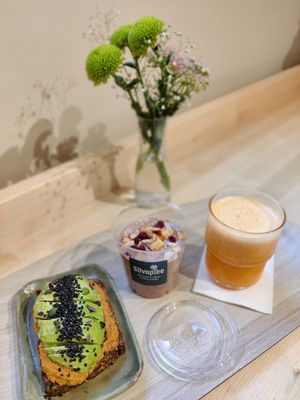 Tasty breakfast combo 😋 at Silvoplee in Helsinki