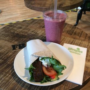 Vegan wrap and smoothie at Silvoplee in Helsinki