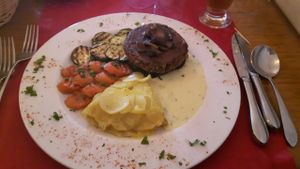 Mushrooms steak at La Maison du Vert in Ticheville