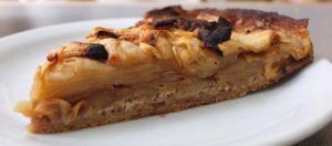 Sweet pie with apples at Grand Appetit in Paris