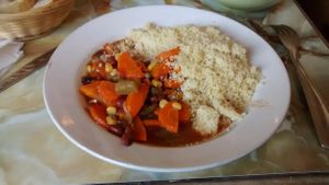 Dish of the day (vegan): Mexican chili, vegetables and beans with semolina at La Faim des Haricots - Blagnac in Blagnac