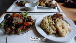 Lunch at Osho's in December 2010. Photo by Ding Ren. at Osho's Place in Cologne