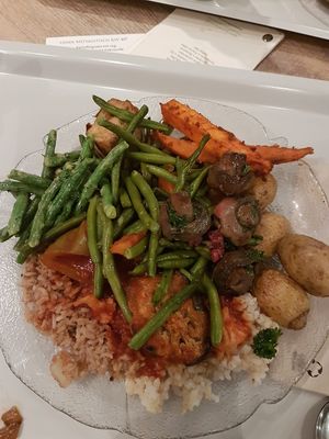 Veggies overloaded  at Osho's Place in Cologne