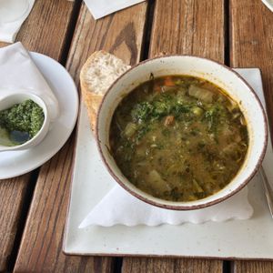 Frühlingssuppe (Tagessuppe)  at Radieschen in Darmstadt