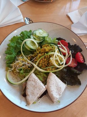 Taboule (Salat) at Radieschen in Darmstadt