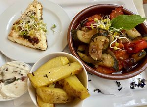 Sommer Tagine (vegetarisch )  at Radieschen in Darmstadt