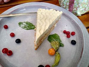 Plum tiramisu at Radieschen in Darmstadt