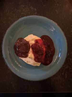 Nachtisch vom Buffet, glutenfrei  at Hiller in Hannover