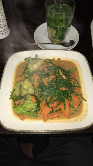 Vegan Algae salad… very unconventional! Nice fresh ingwer mint tea...  at Ignaz in Munich