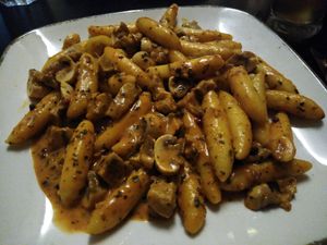 Schupfnudeln mit Pilzen und Zitrone at Ignaz in Munich