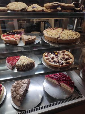 Vegan cake selection at Ignaz in Munich