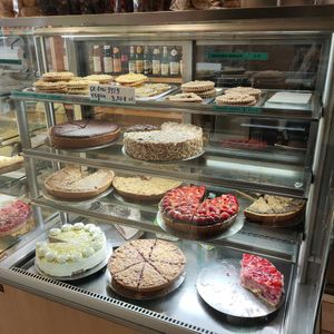 Vegan cakes at Ignaz in Munich