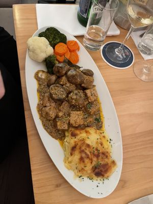 Stroganoff  at Prinz Myshkin City in Munich