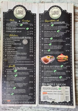 The menu with vegan options clearly marked at Lord in Dortmund