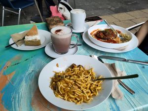 Schwedischer Apfelkuchen, Misospätzle, Gefüllte Aubergine at CafeBistro Mundial in Hagen
