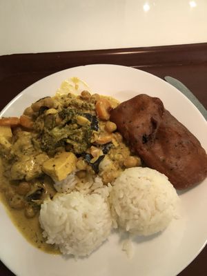 Pakora and small portion at Govinda I in Budapest
