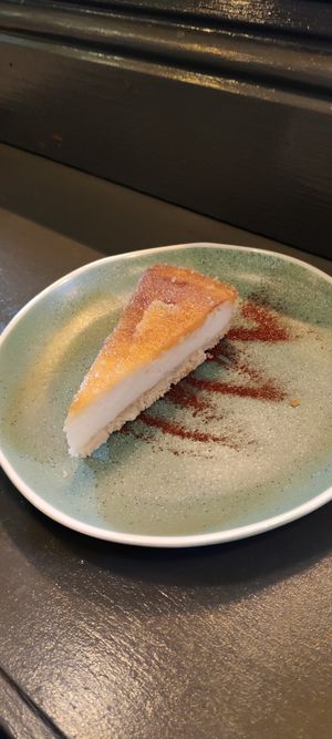 vegan cheesecake at Cornucopia in Dublin