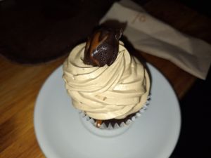 Biscoff and date cupcake at Cornucopia in Dublin