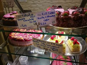 Cakes at Cornucopia in Dublin
