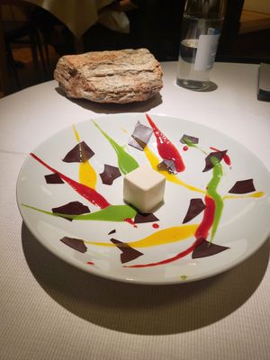 Coconut and cacao nibs cube with lime and purple yam at Joia Alta Cucina Naturale in Milan