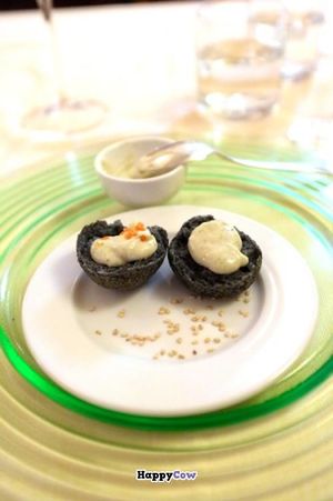 Some bread  at Joia Alta Cucina Naturale in Milan