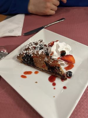 crosta ai mirtilli e panna veg   at Clorofilla in Bologna