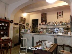 Nostalgic atmosphere at Caffellatte in Florence