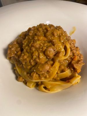Tagliatelle al ragù vegano at Un Ramerino in Florence