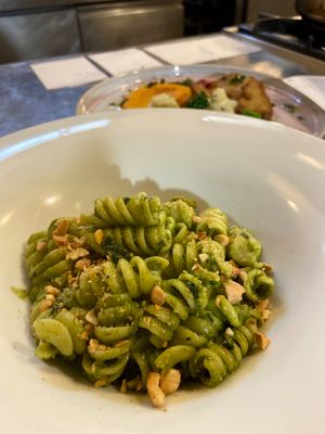 Fusilli con pesto vegano at Un Ramerino in Florence