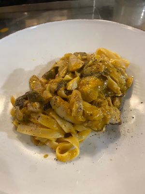 Tagliatelle ai funghi at Un Ramerino in Florence