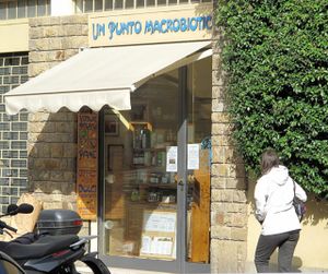 the shop on Via Bartolini at Un Ramerino in Florence