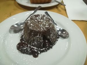 Tortino con Cuore Caldo al Cioccolato at Amico Bio - Un Sorriso Integrale in Naples