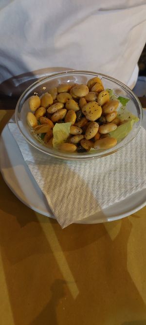 Bean salad at Amico Bio - Un Sorriso Integrale in Naples