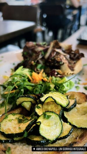 Bruschetta verduras frescas de huerto propio  at Amico Bio - Un Sorriso Integrale in Naples