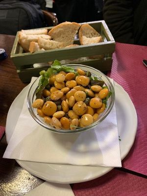 Lupins at Amico Bio - Un Sorriso Integrale in Naples