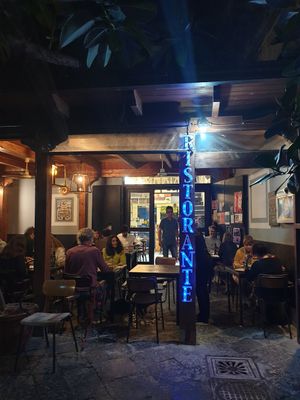 Outside at Amico Bio - Un Sorriso Integrale in Naples