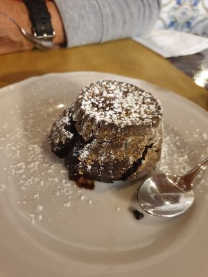 Vegan chocolate souffle at Amico Bio - Un Sorriso Integrale in Naples