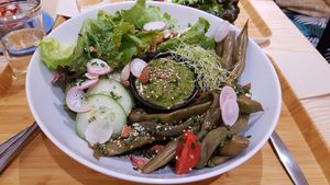 Quinoa bowl at Sovaga in Toulouse