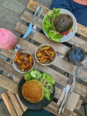 Friday night options  at Sovaga in Toulouse