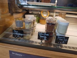 Desserts at Harmonie Bowl & Juice in Strasbourg