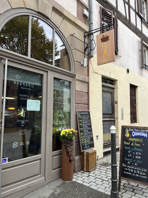   at Harmonie Bowl & Juice in Strasbourg