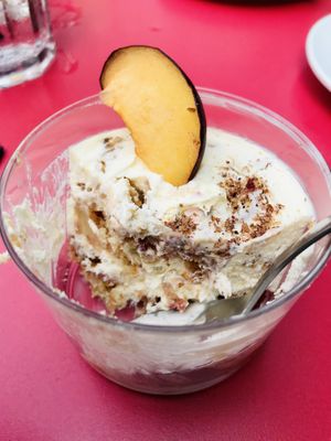 Couldn’t wait! 😋 at Jardin Urbano in Valencia