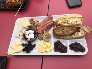 Ham and cheese plate   at Jardin Urbano in Valencia