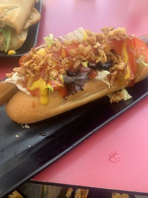 Hot dog  at Jardin Urbano in Valencia