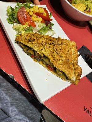 Empanadas vegetal  at Jardin Urbano in Valencia
