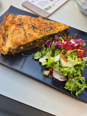 Empanada at Jardin Urbano in Valencia